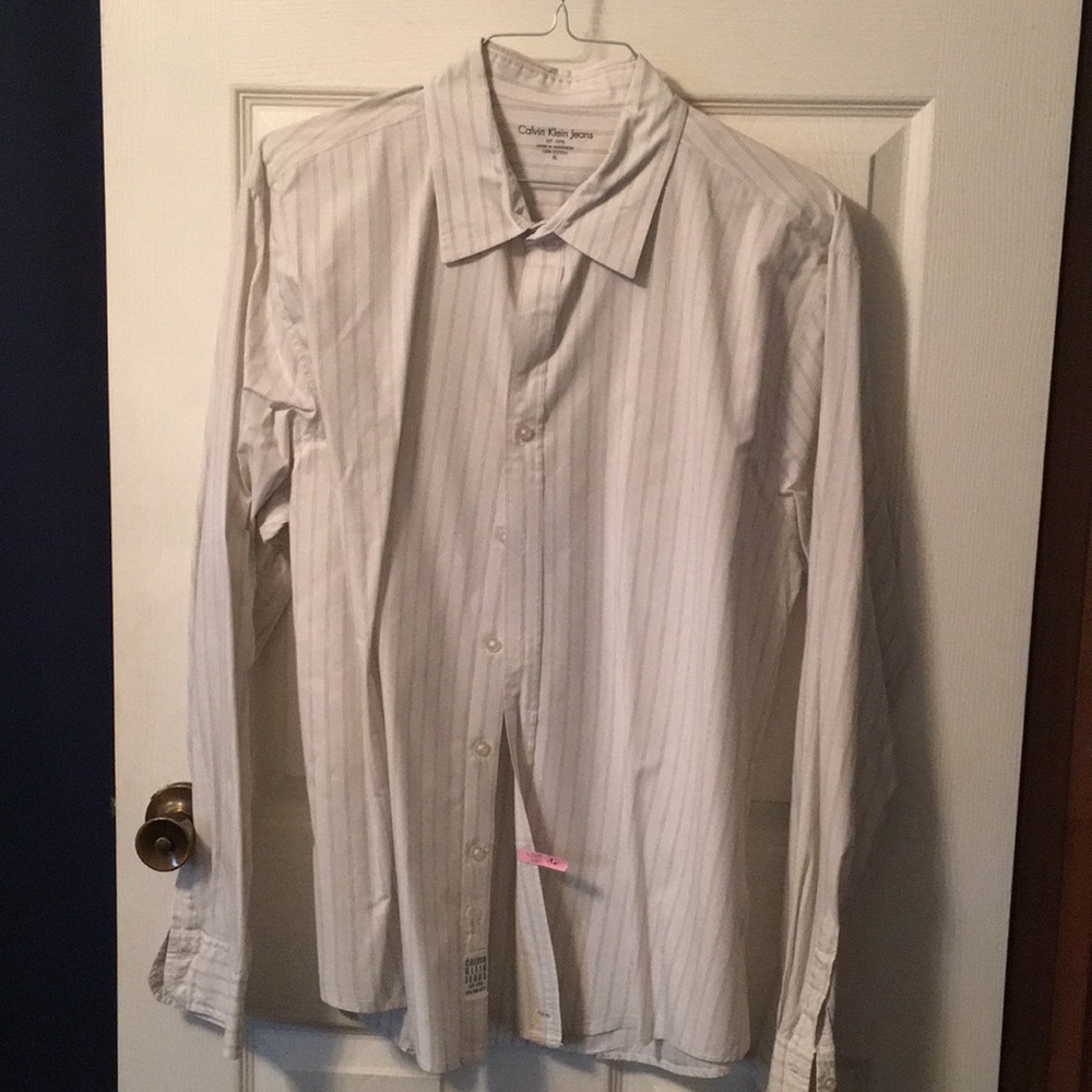 XL Calvin Klein MENS button up